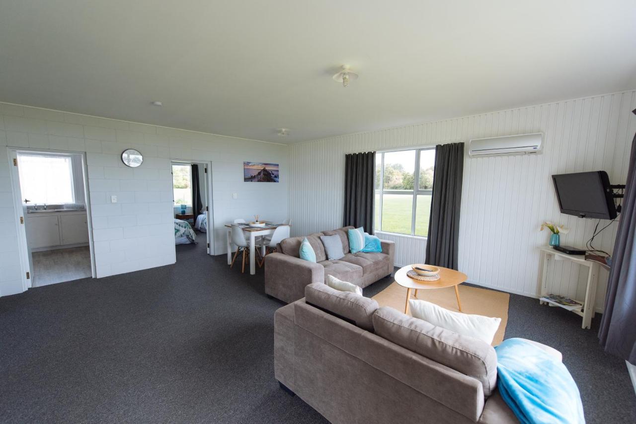 Pounawea Waterfront Motels Εξωτερικό φωτογραφία